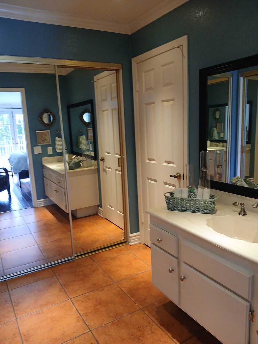 Furnished Finder property 1054253_1 photo 5