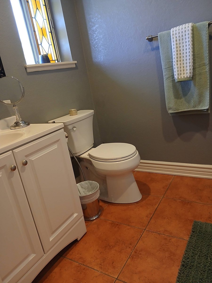 Furnished Finder property 1054253_1 photo 7