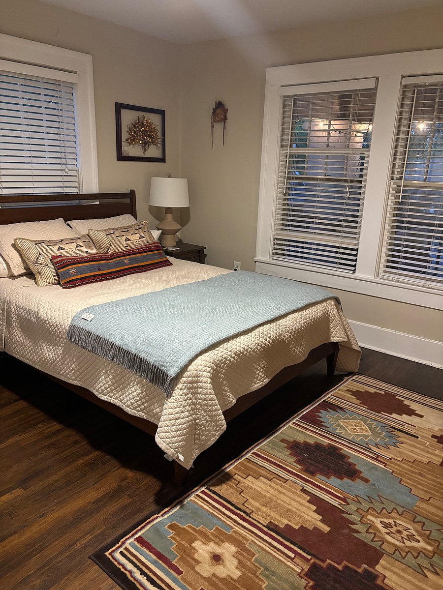 Furnished Finder property 1054258_1 photo 9