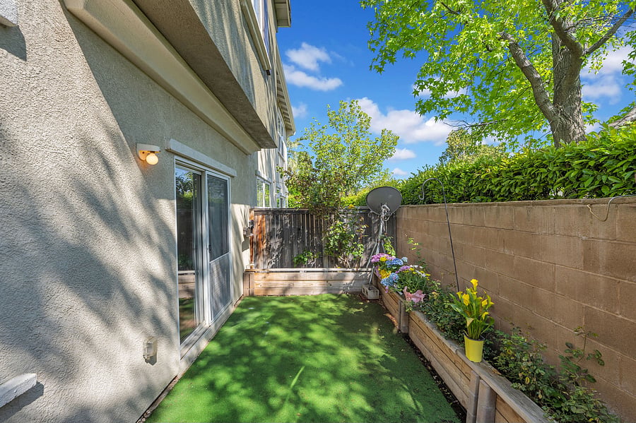 Furnished Finder property 1054278_1 photo 17