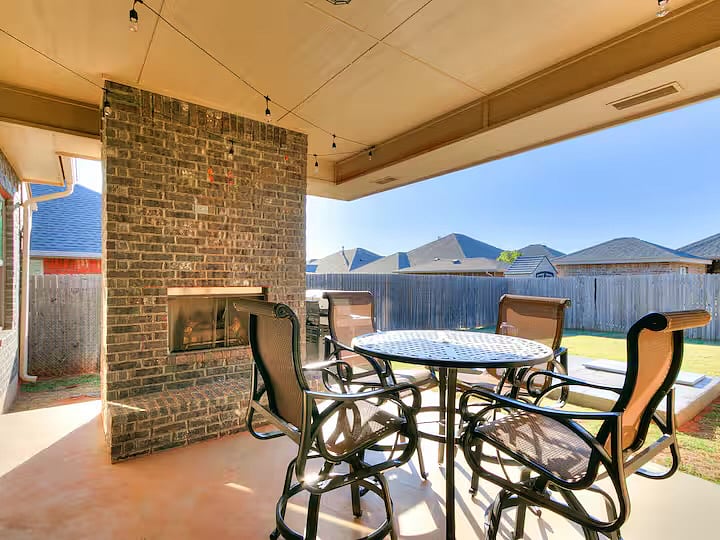 Furnished Finder property 1054283_1 photo 32