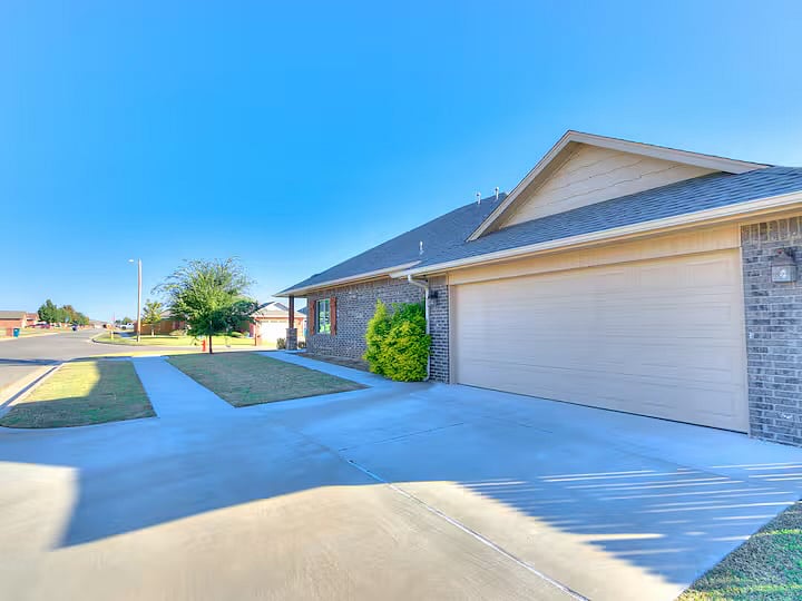 Furnished Finder property 1054283_1 photo 35