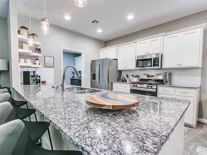 Furnished Finder property 1054283_1 photo 8