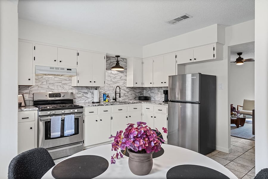Furnished Finder property 1054327_1 photo 4
