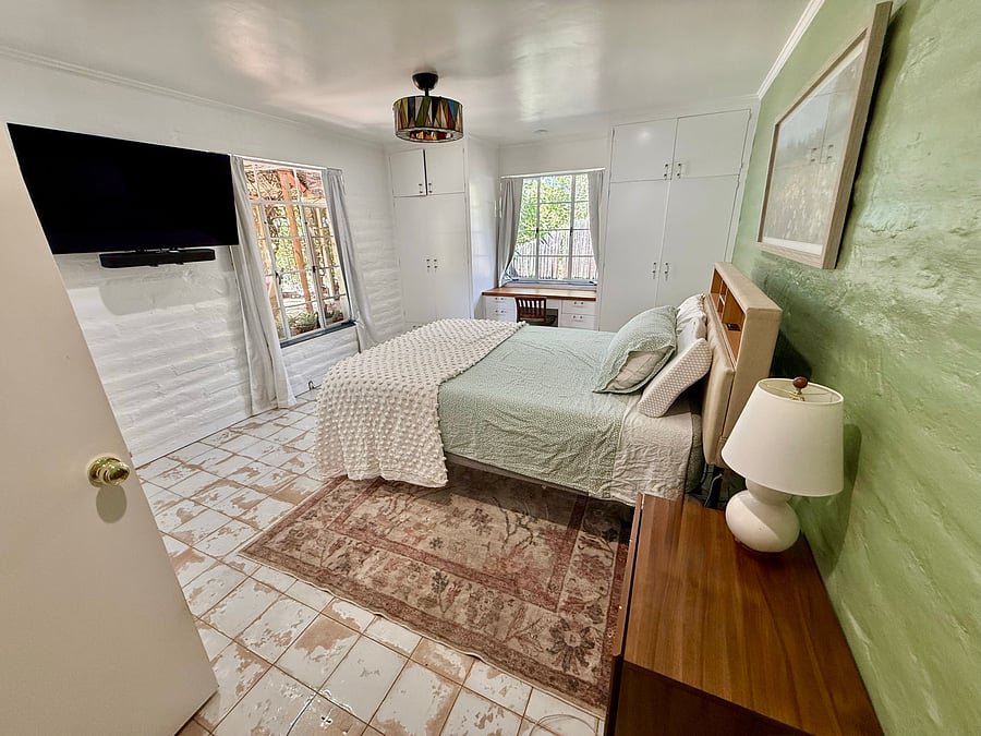 Furnished Finder property 1054365_1 photo 16