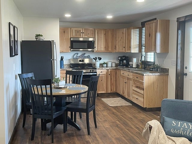 Furnished Finder property 1054372_1 photo 4