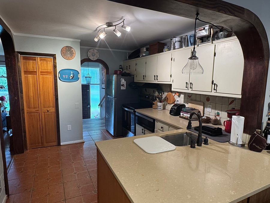 Furnished Finder property 1054382_1 photo 9