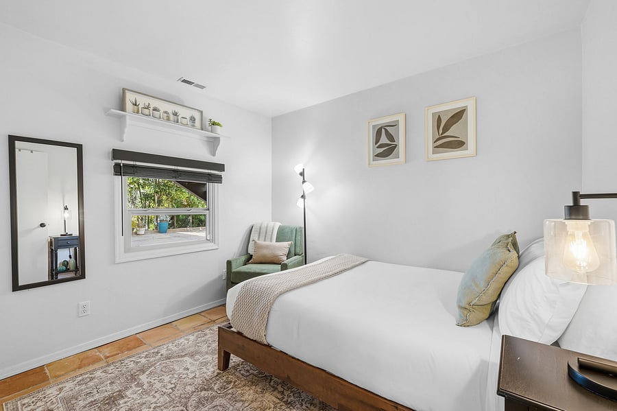 Furnished Finder property 1054383_1 photo 16