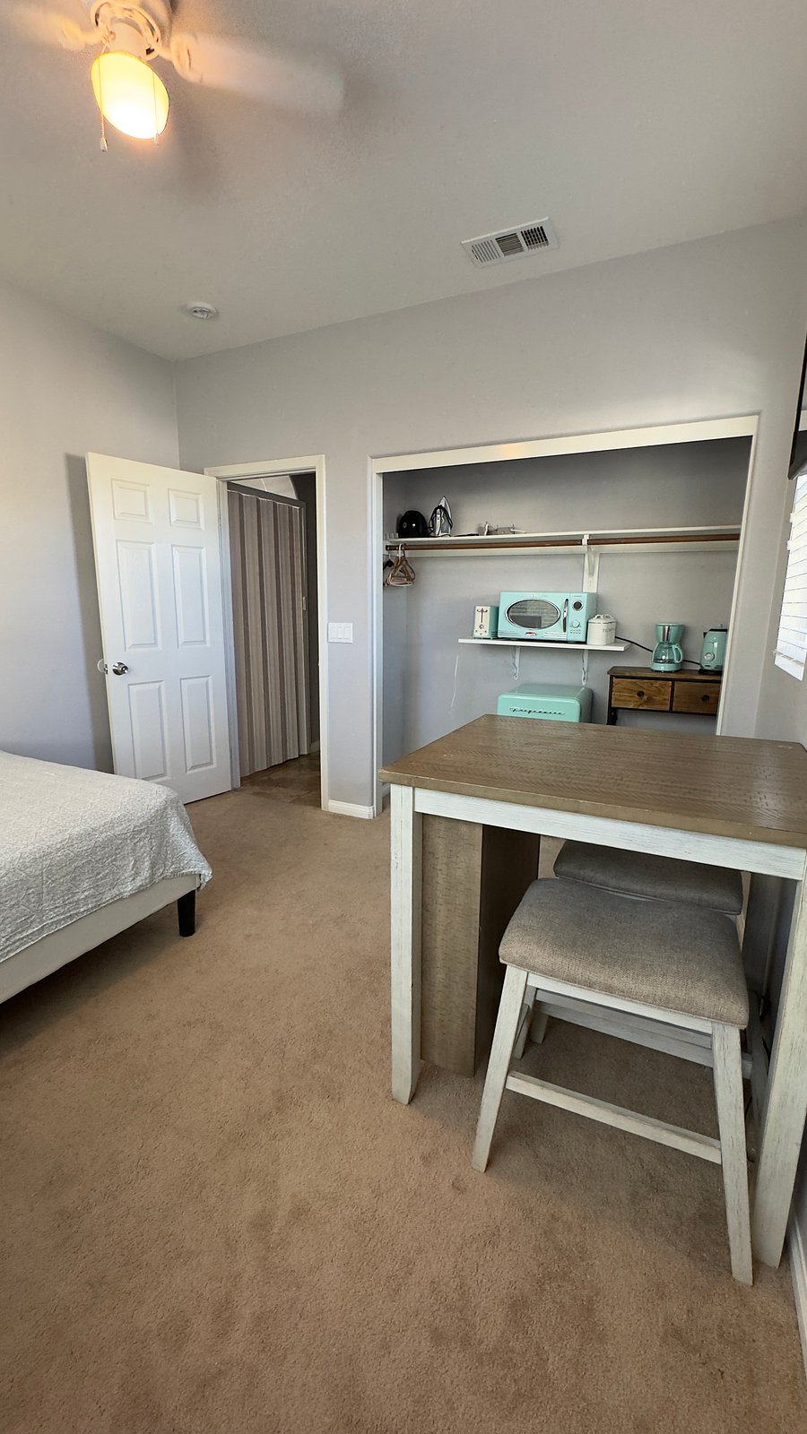 Furnished Finder property 1054397_1 photo 3