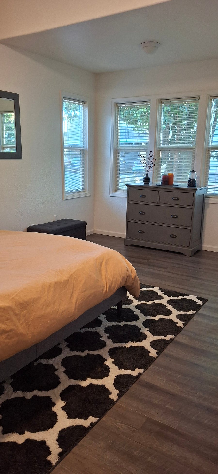 Furnished Finder property 1054399_1 photo 14