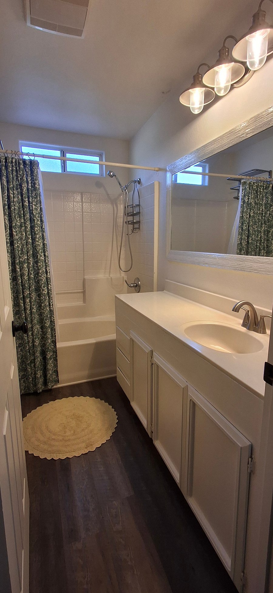 Furnished Finder property 1054399_1 photo 16