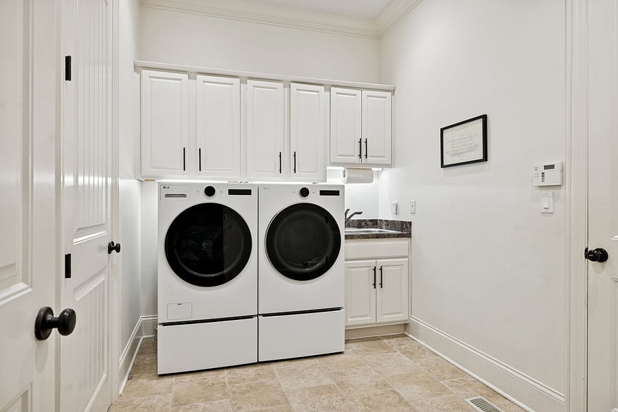 Furnished Finder property 1054404_1 photo 28