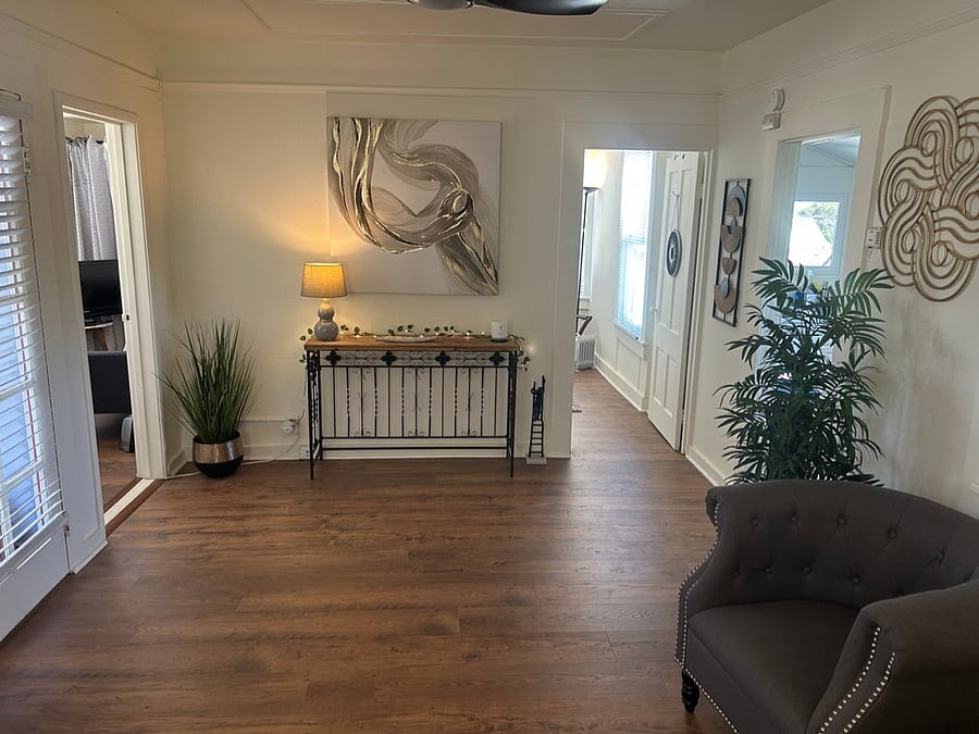 Furnished Finder property 1054411_1 photo 8