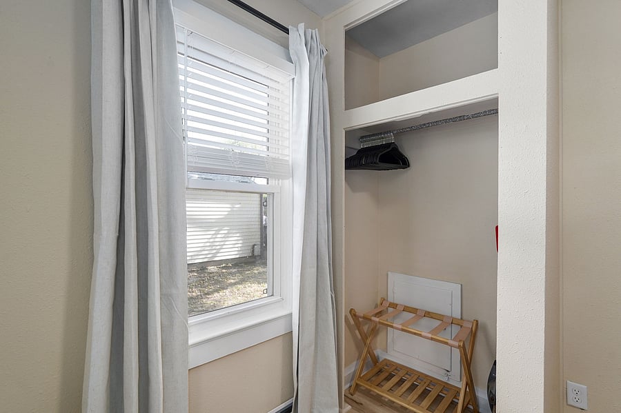 Furnished Finder property 1054413_1 photo 15