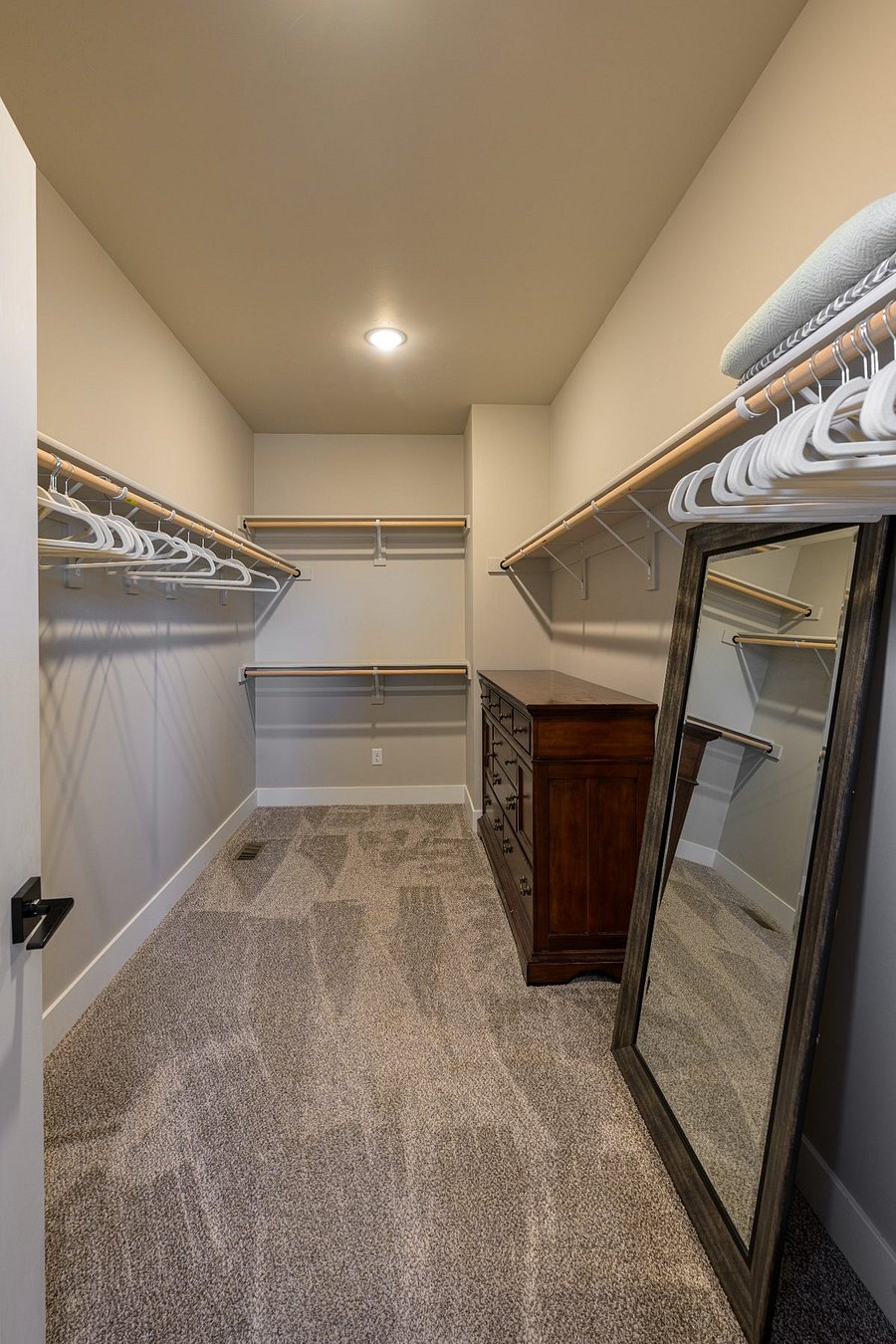Furnished Finder property 1054440_1 photo 16