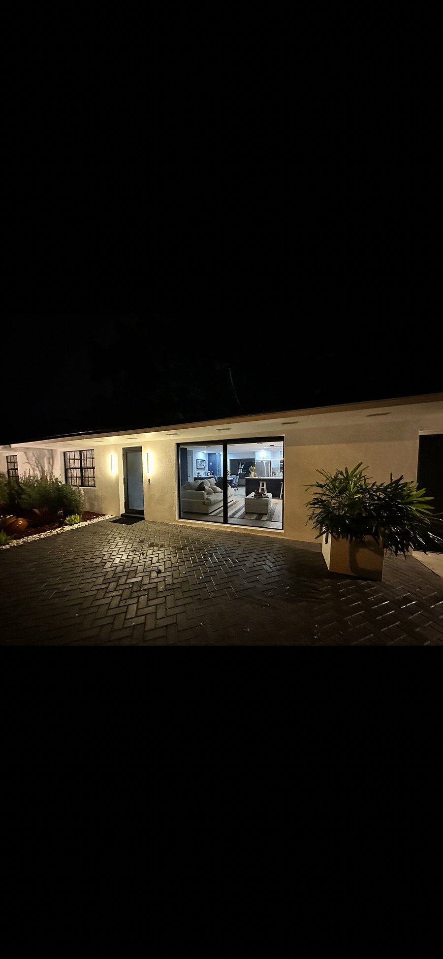 Furnished Finder property 1054444_1 photo 2