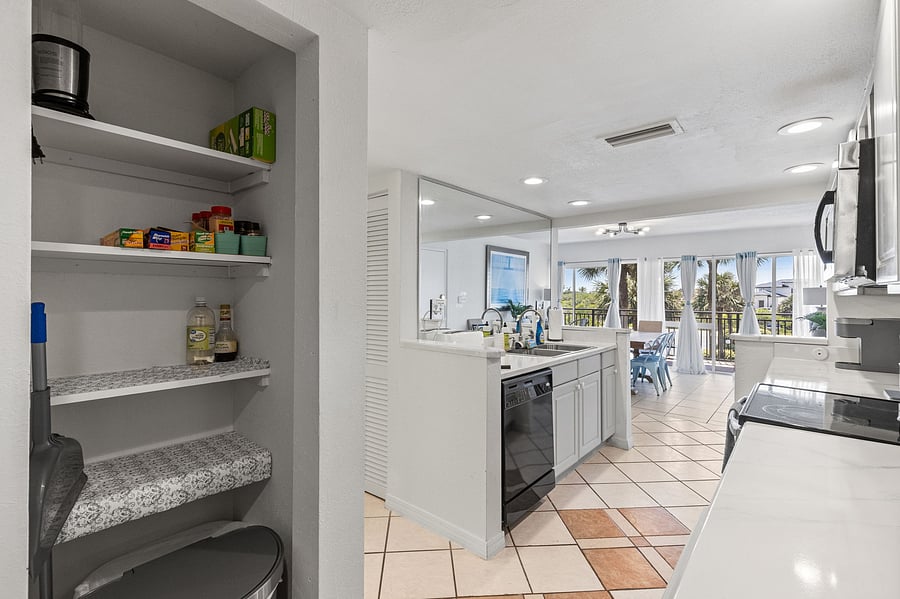 Furnished Finder property 1054446_1 photo 9