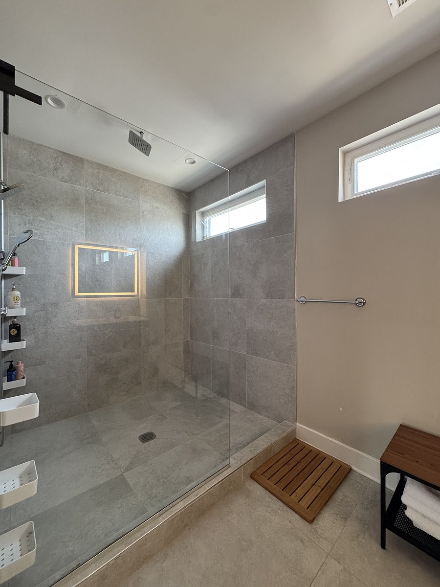 Furnished Finder property 1054450_1 photo 26