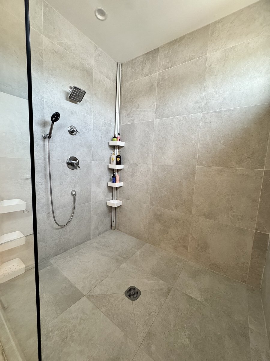 Furnished Finder property 1054450_1 photo 25