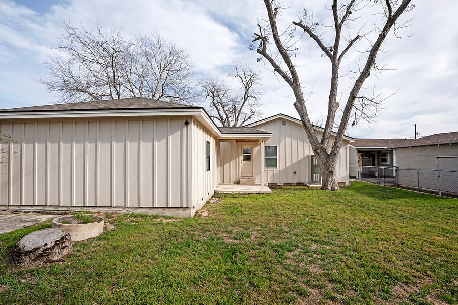 Furnished Finder property 1054451_1 photo 23