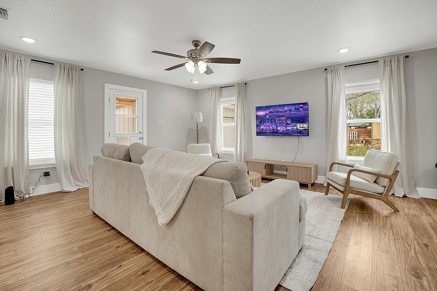 Furnished Finder property 1054451_1 photo 11