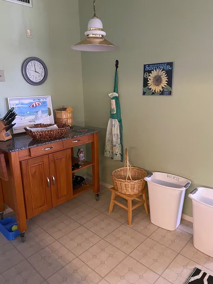 Furnished Finder property 1054472_1 photo 10