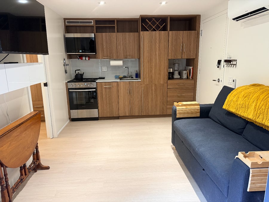 Furnished Finder property 1054487_1 photo 2