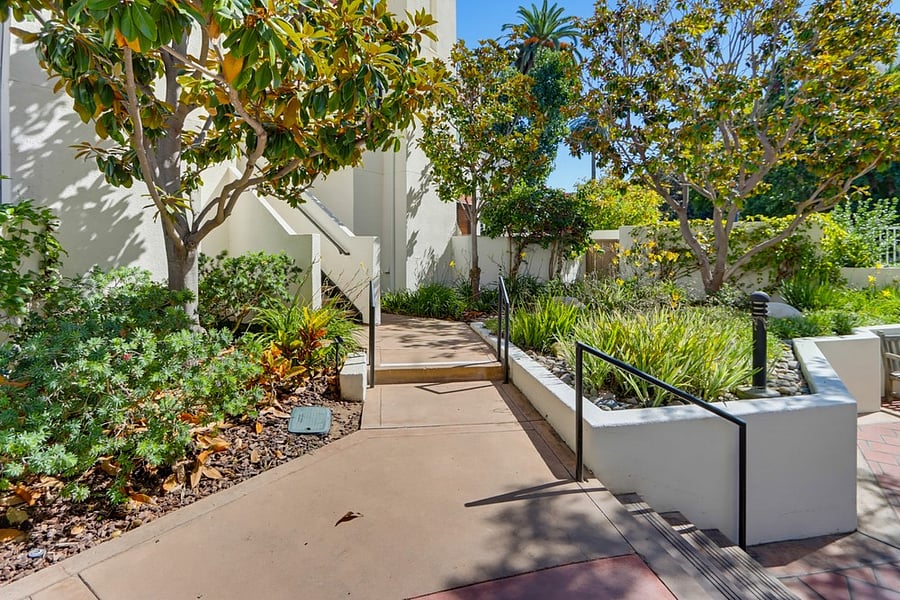 Furnished Finder property 1054494_1 photo 3
