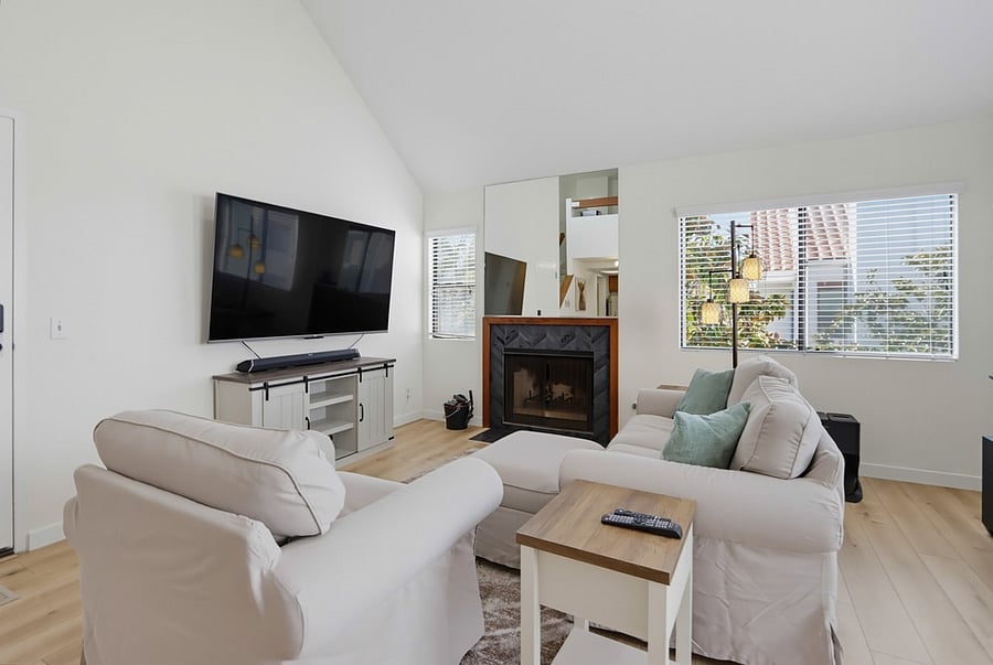 Furnished Finder property 1054494_1 photo 10