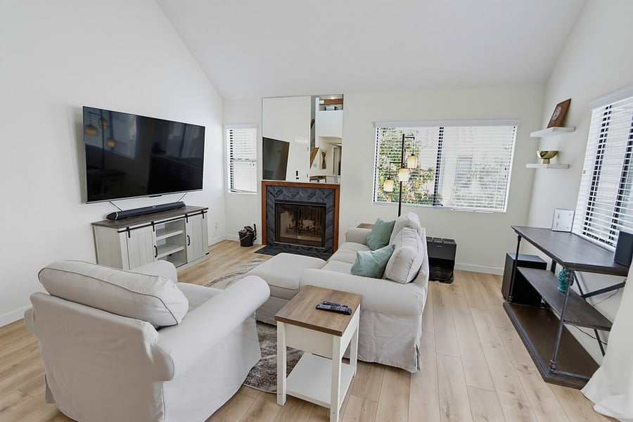 Furnished Finder property 1054494_1 photo 11