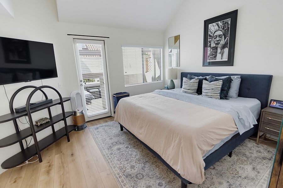 Furnished Finder property 1054494_1 photo 33