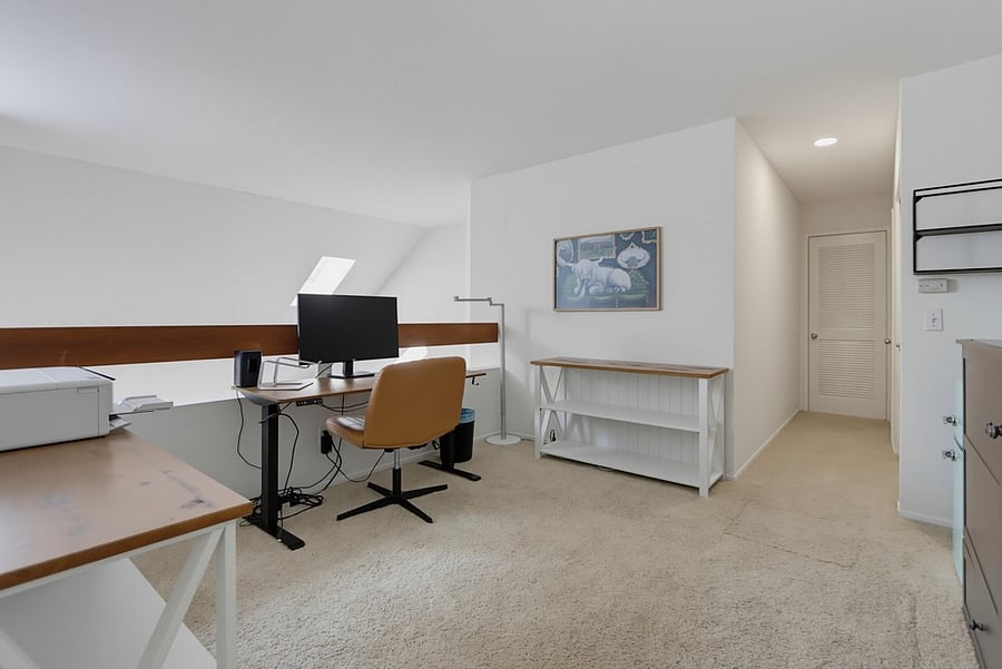 Furnished Finder property 1054494_1 photo 24