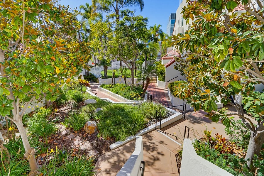 Furnished Finder property 1054494_1 photo 4