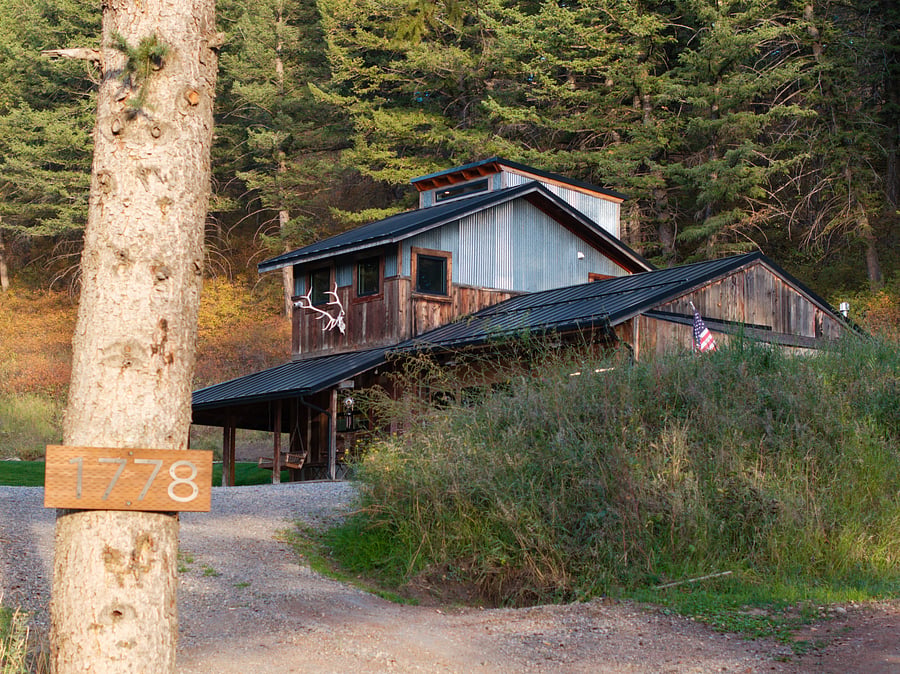 Guest House & Garage are occupied by property manager.