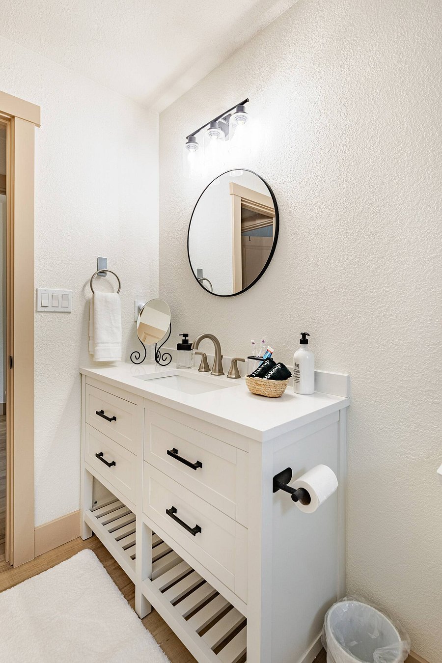 Furnished Finder property 1054527_1 photo 15