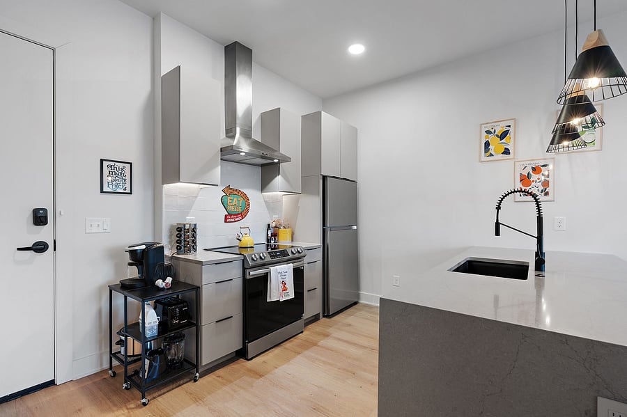 Furnished Finder property 1054536_1 photo 25