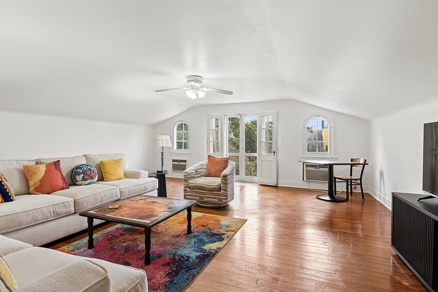 Furnished Finder property 1054554_1 photo 2