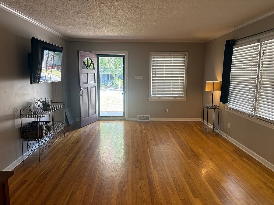 Furnished Finder property 1054557_1 photo 3