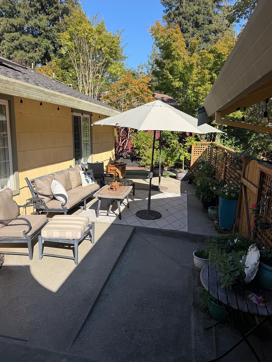 Furnished Finder property 1054561_1 photo 25
