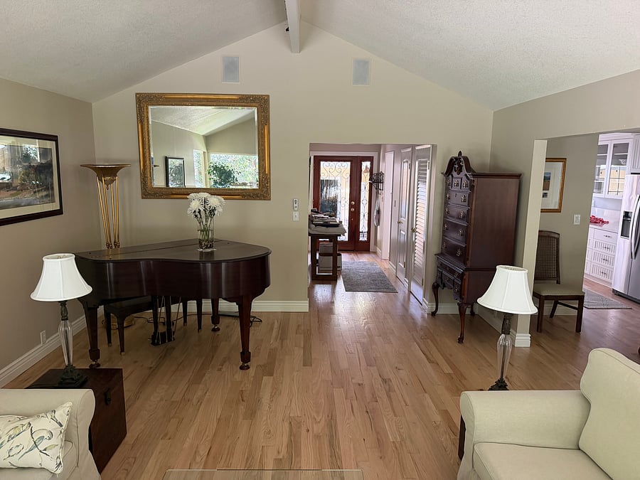 Furnished Finder property 1054561_1 photo 4