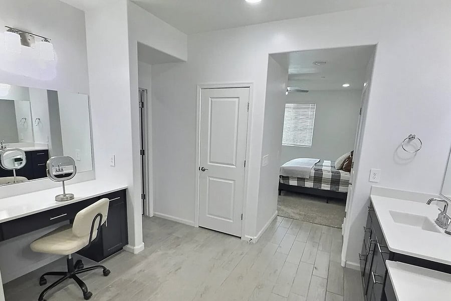 Furnished Finder property 1054564_1 photo 8