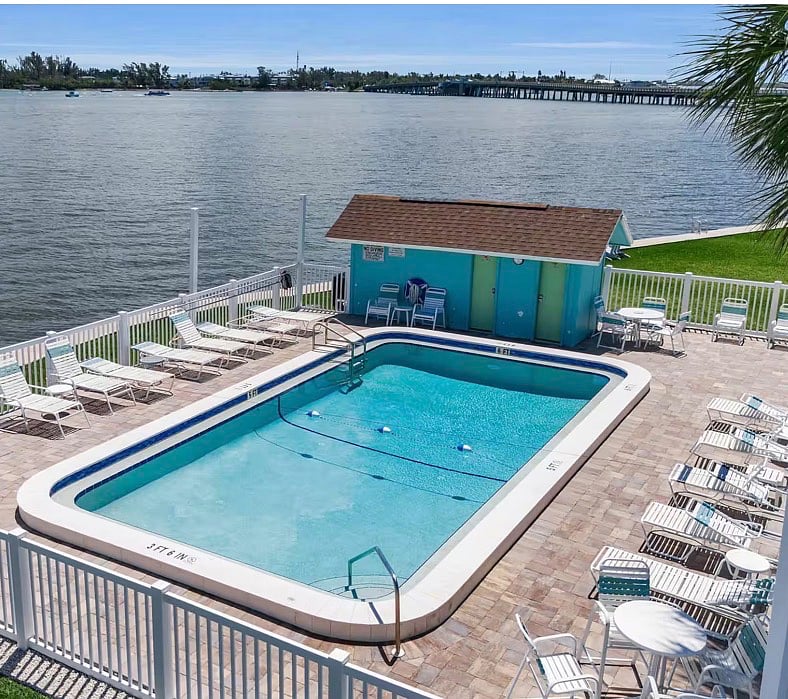 Furnished Finder property 1054573_1 photo 4