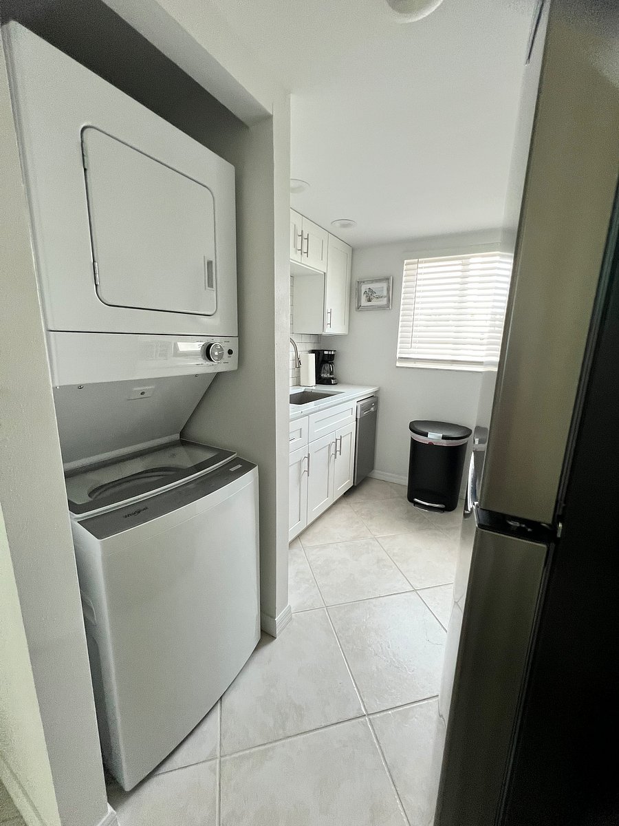 Furnished Finder property 1054573_1 photo 17