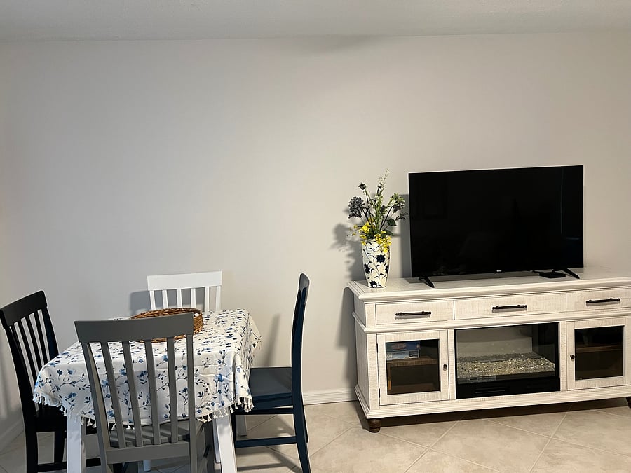 Furnished Finder property 1054573_1 photo 36