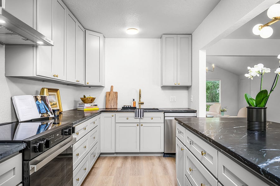 Furnished Finder property 1054582_1 photo 16