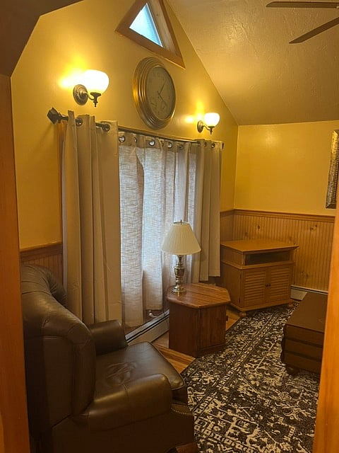 Furnished Finder property 1054585_1 photo 5