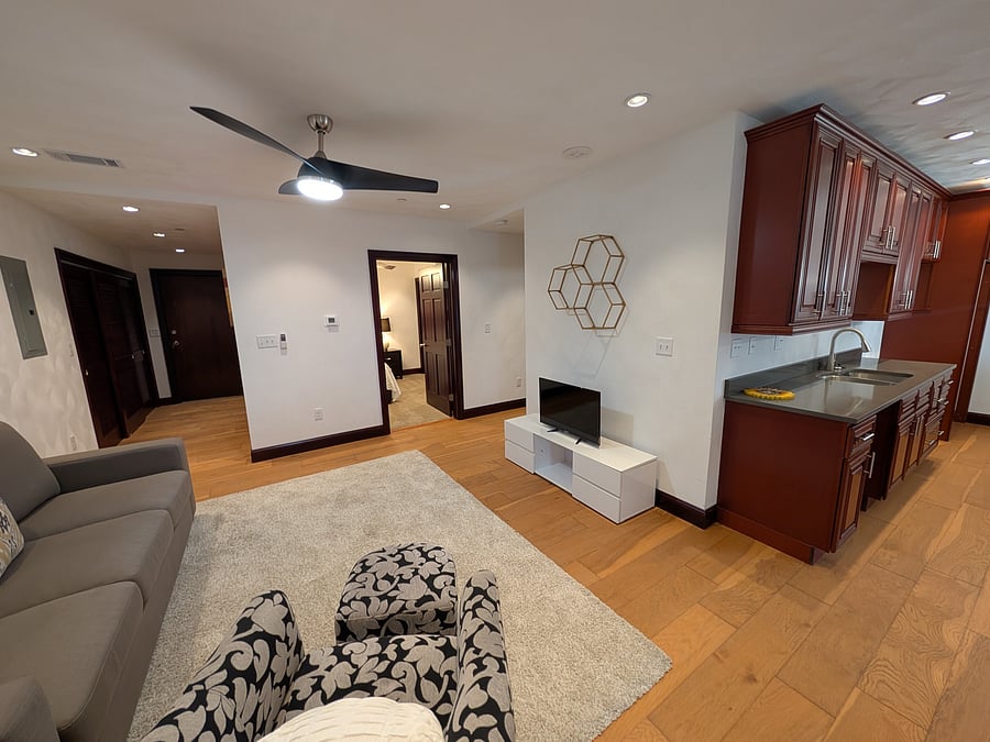 Furnished Finder property 1054618_1 photo 2