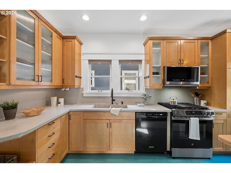 Furnished Finder property 1054622_1 photo 3