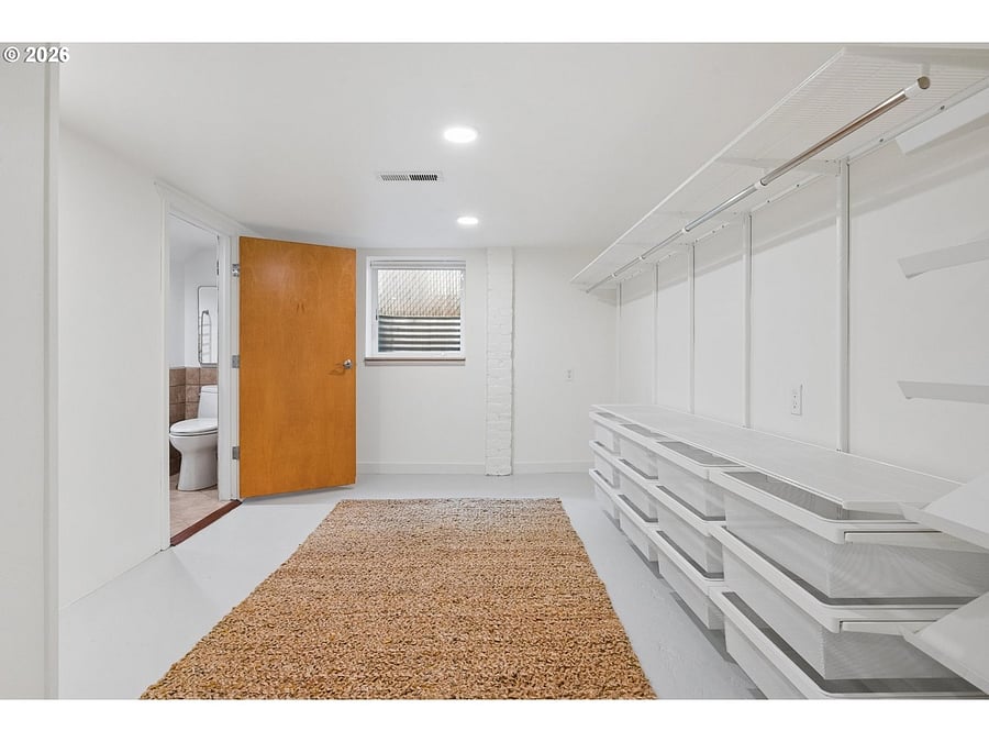Furnished Finder property 1054622_1 photo 10