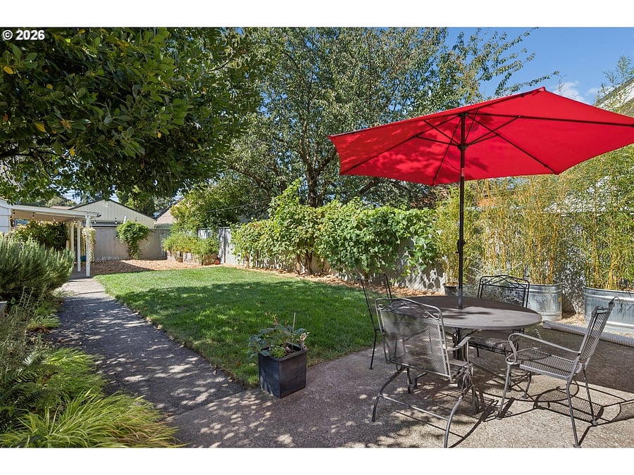 Furnished Finder property 1054622_1 photo 16